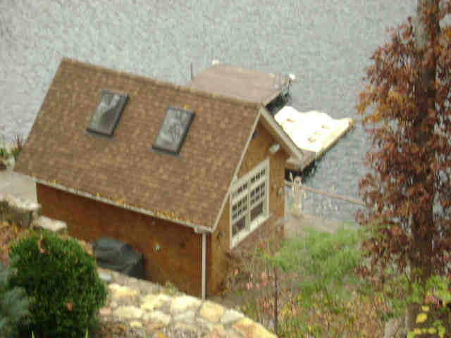 Building photograph for 40 FERRISS EST RD